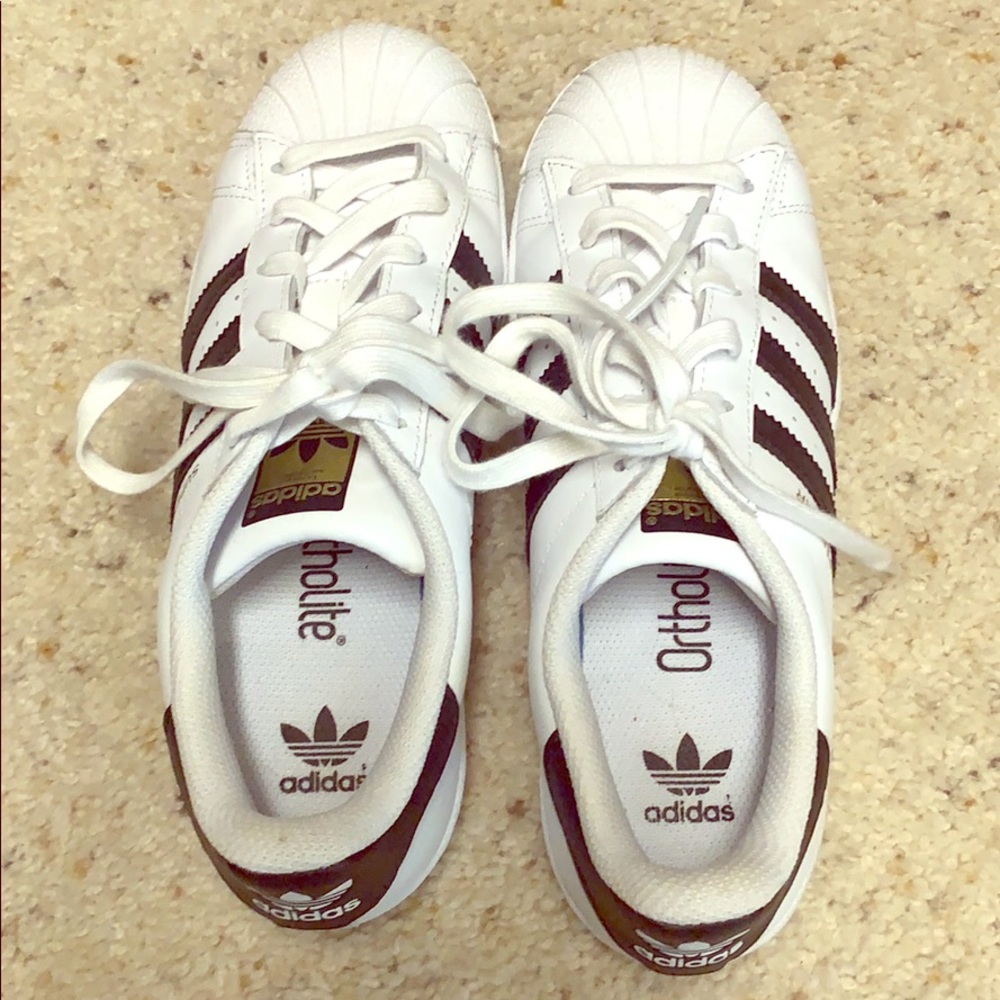 Size 8 🌟adidas superstar🌟